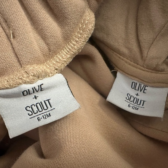 Olive and Scout 2 Pc Sweatsuit Beige Checkered 6-12mo - Picture 3 of 3